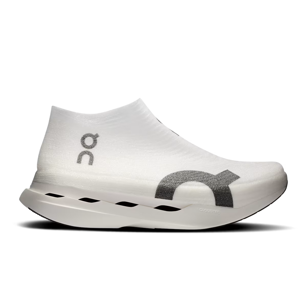 LightSpray Cloudboom Strike | White Black